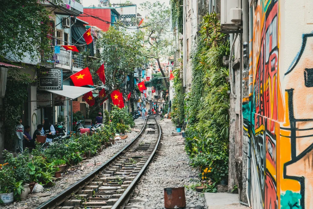 Vietnam Highlights Tour Package