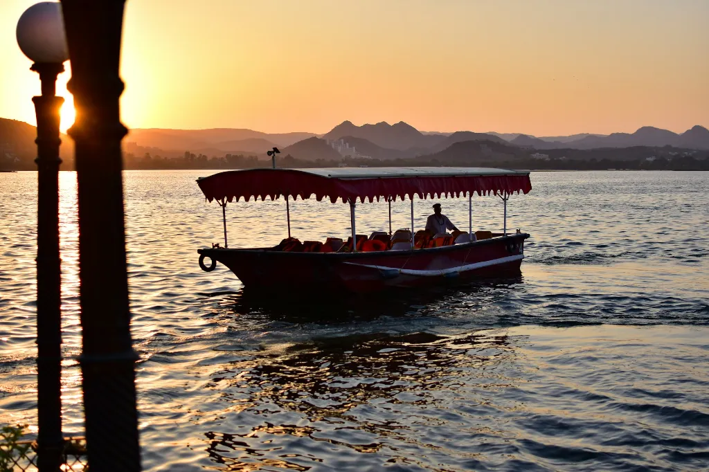 Jaipur  Udaipur Tour Package