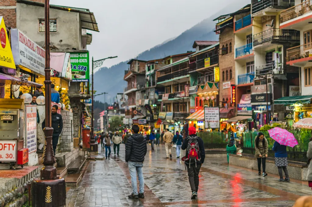 Manali Tour Package From Delhi by Volvo