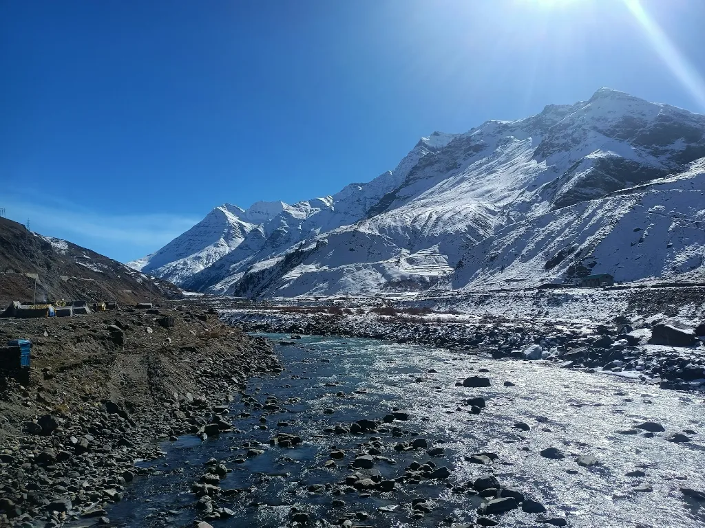 Manali Tour Package From Delhi by Volvo