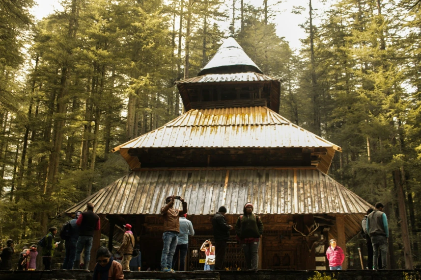 Manali Tour Package From Delhi by Volvo